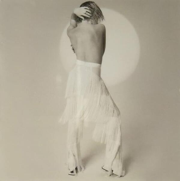 Carly Rae Jepsen – Dedicated